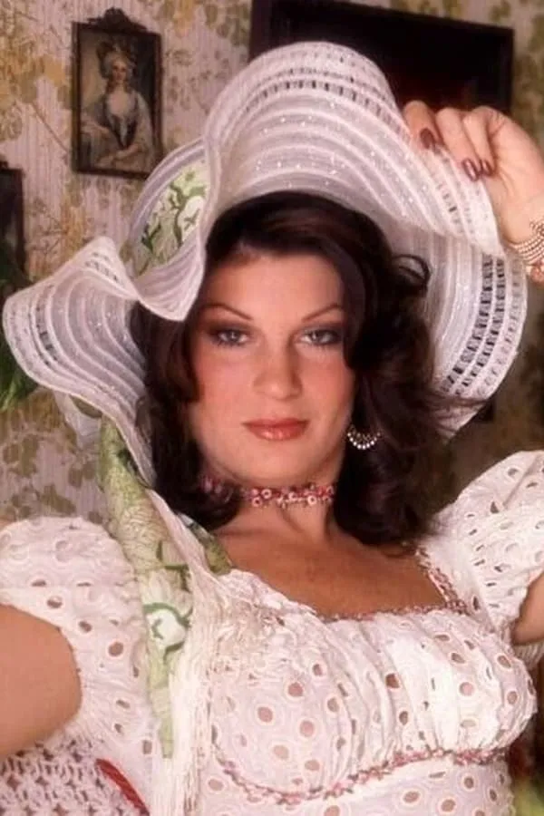 Leslie Bovee