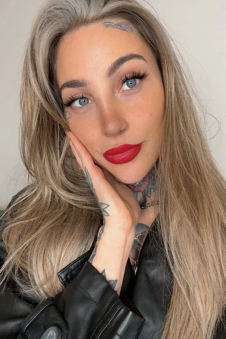 Miss Diavola
