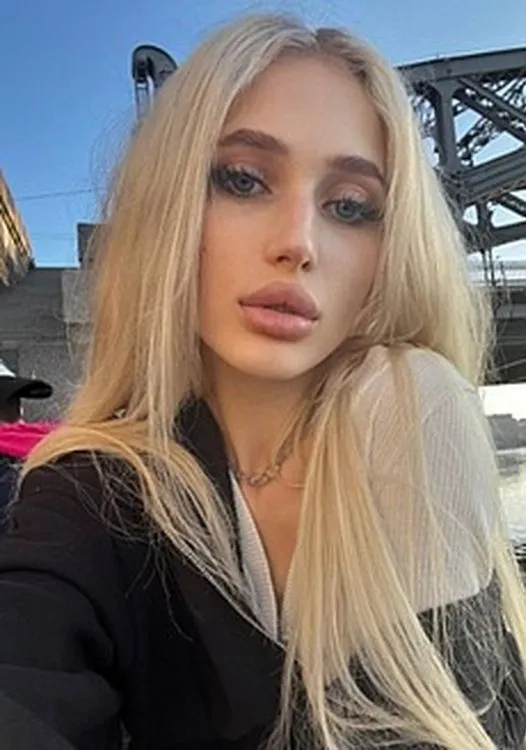 Mia Juls