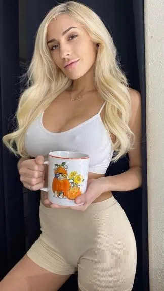 Frankie Jade