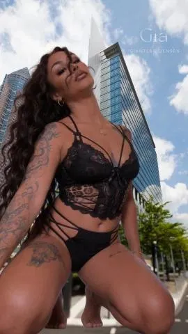 Gia Giantess
