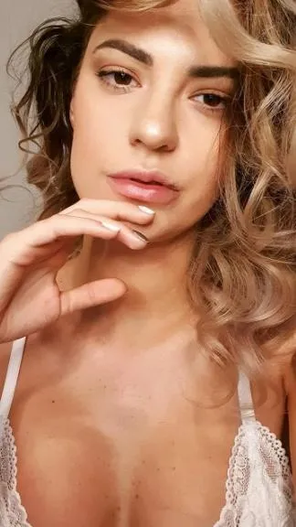 Nextdoornurs3