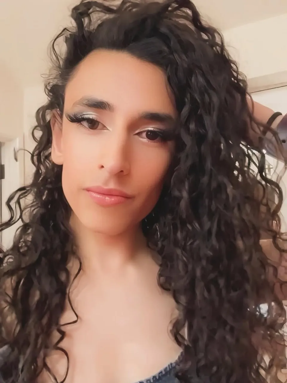 Anna Sahara