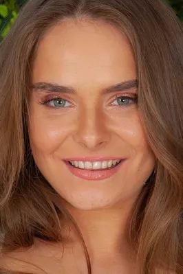 Lola Elle