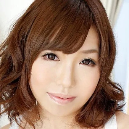 Minako Kahara