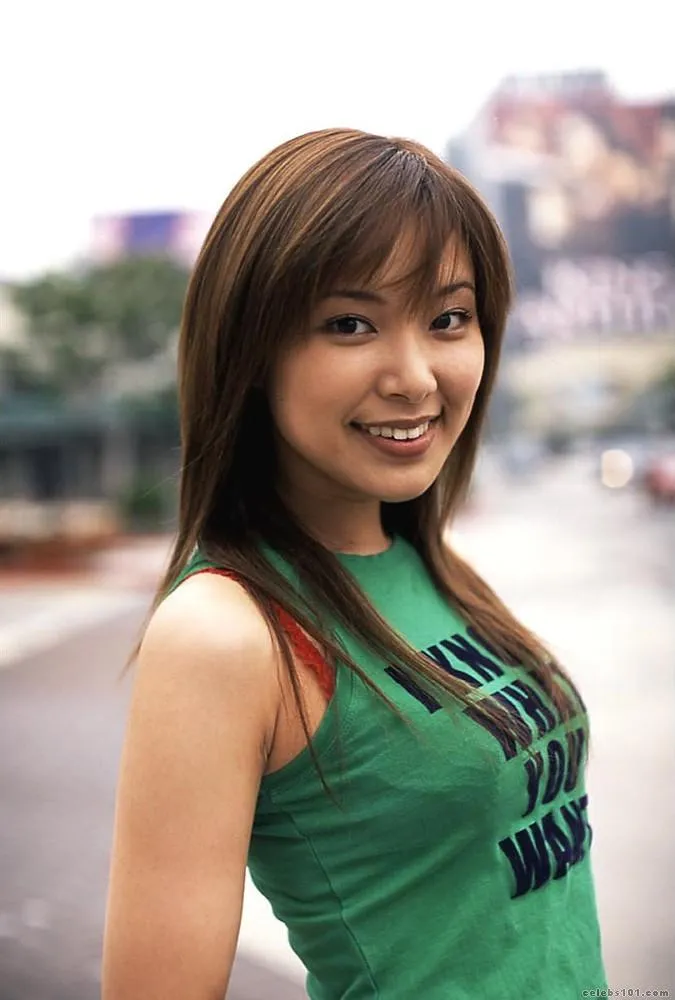 Yua Aida