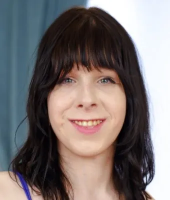 Elise Luxx