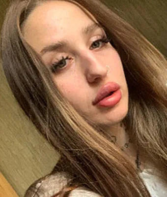 Aliana Foxs