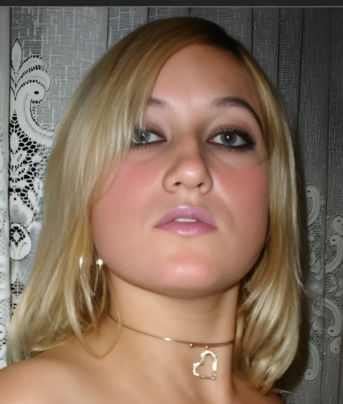 Viki Debrecenbol