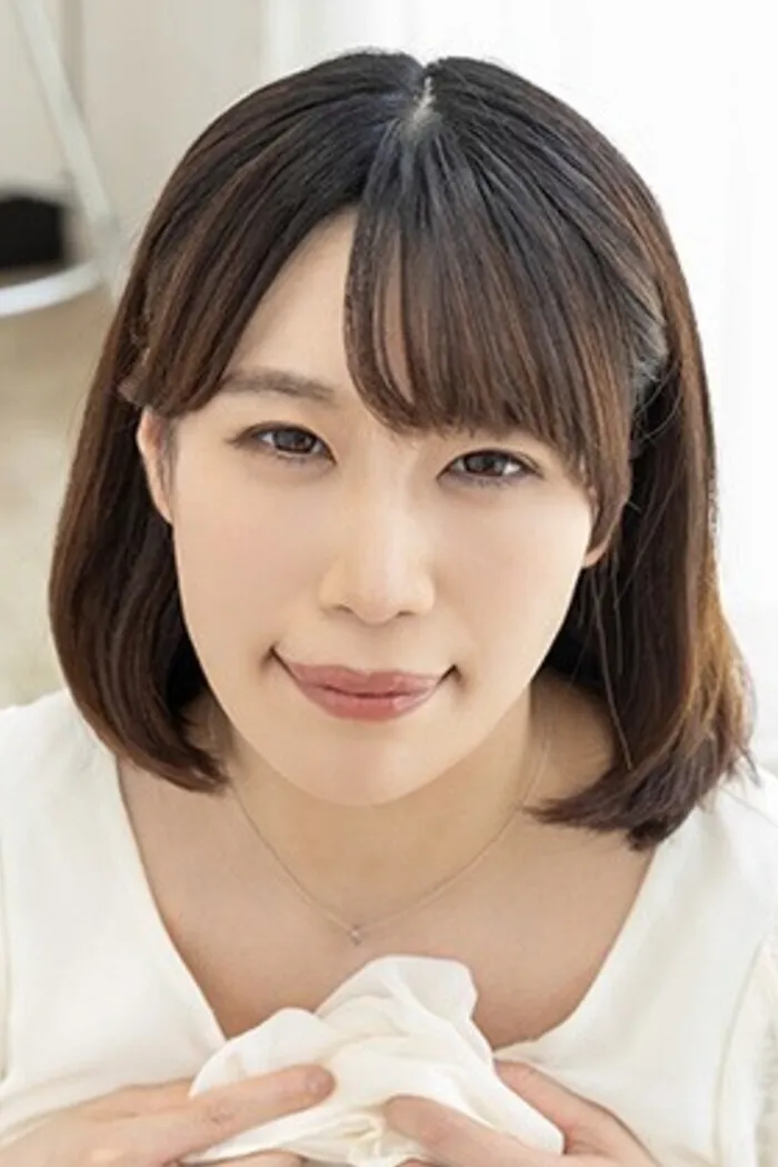 Hinako Suga