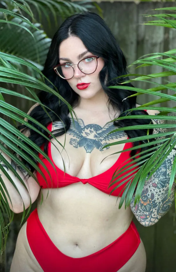 Iris Mae