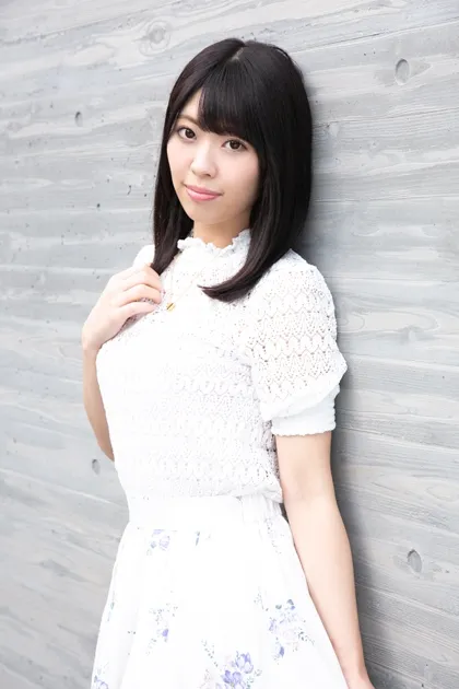 Riri Momoka