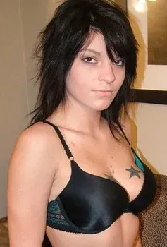 Mia Laymoor