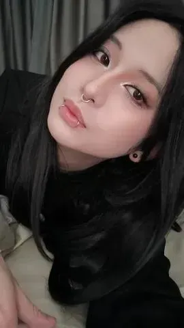 Lola Femme