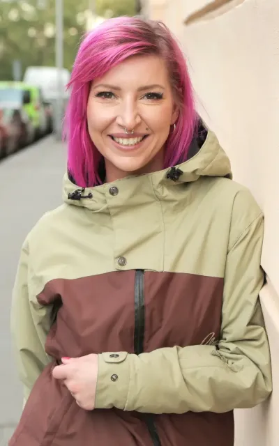 Alex Bee