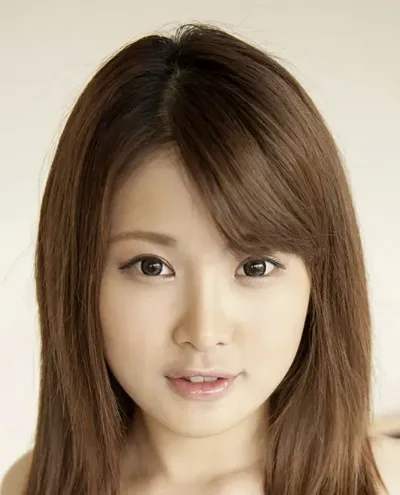 Yurino Momo