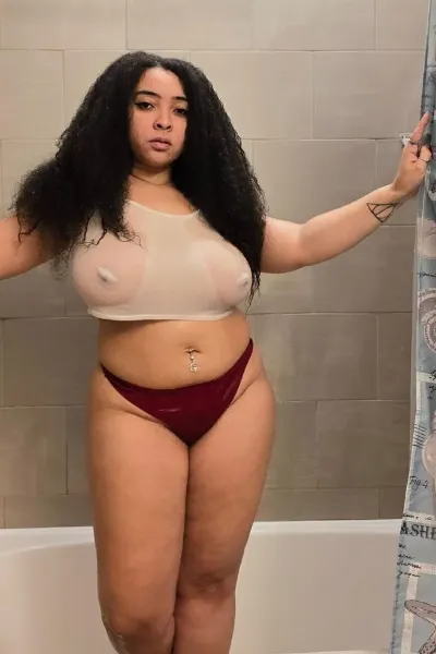 Raquel Love