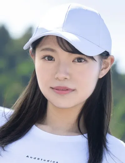 Hina Takanashi