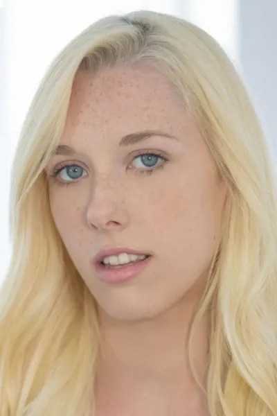 Roxy Nicole