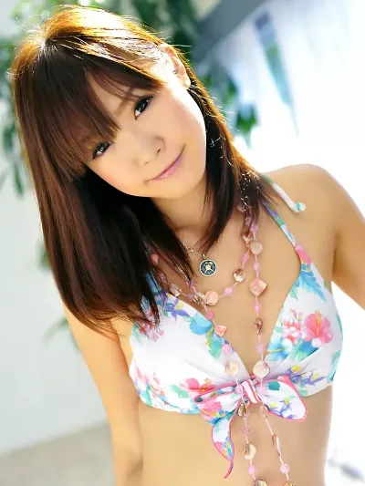 Rin Momoka