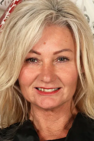 Ellen B