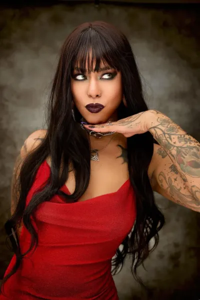 Damn Mariela