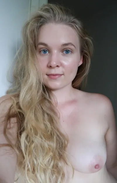 Skyler R