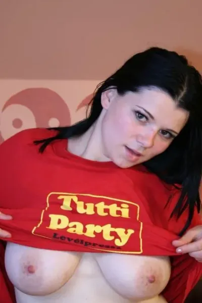 Bigtits Mely