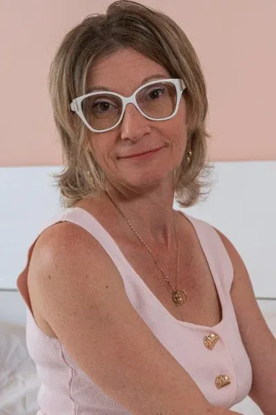 Demetra White