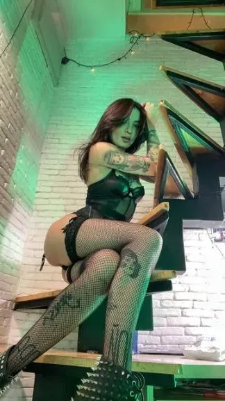 Ally Footgoddes
