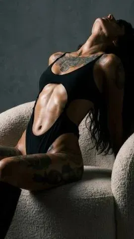 Carrie Burton