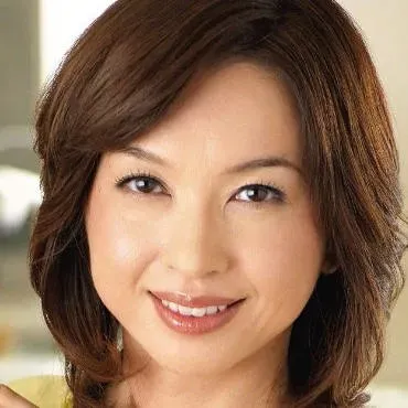 Kumi Kanzaki
