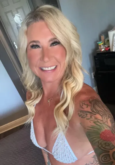 Carlie Vixen