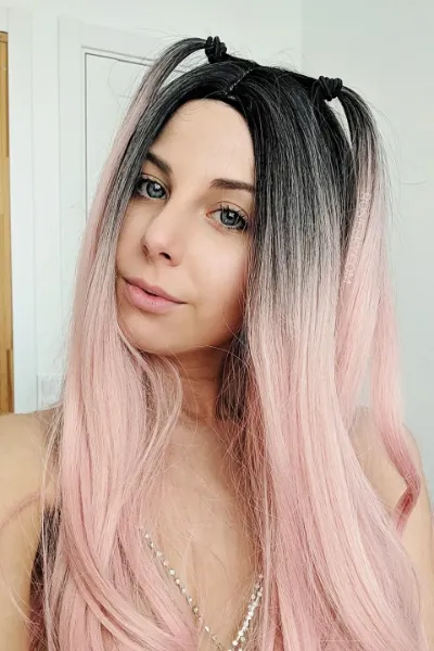 Rosie Skye
