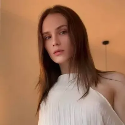 Trans Kylie Star