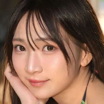 Fukatsu Momo