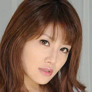 Yumi Asakura