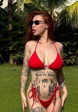 Elena Sins