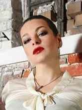 Eva Liliel Black