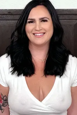 Tasha Bloom
