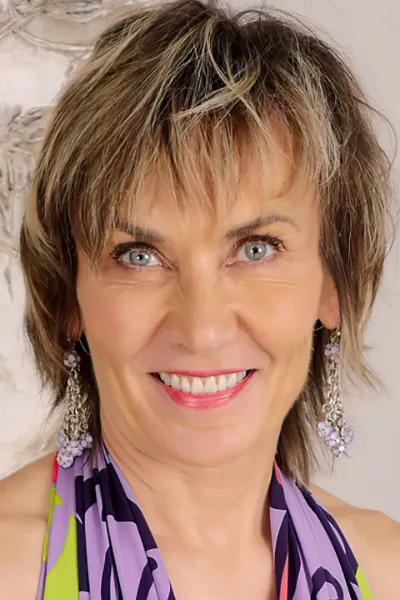 Lillian Tesh