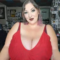 Busty Mara